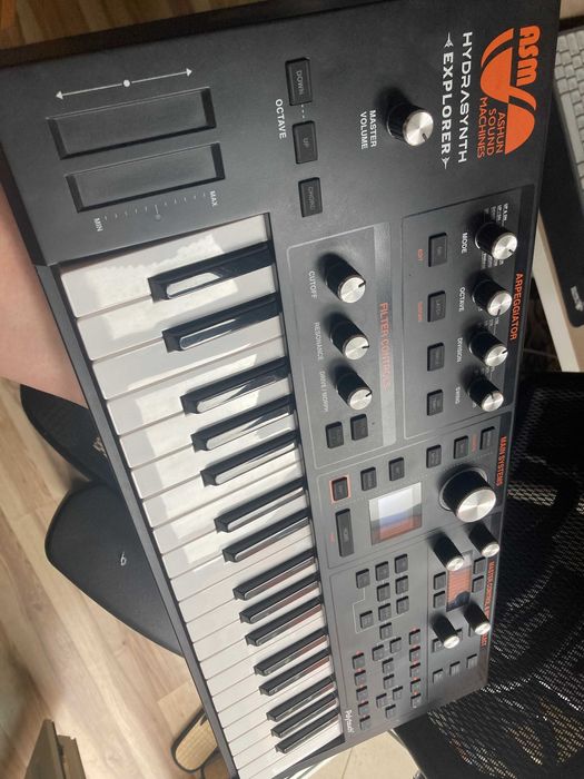 ASM Hydrasynth explorer syntezator