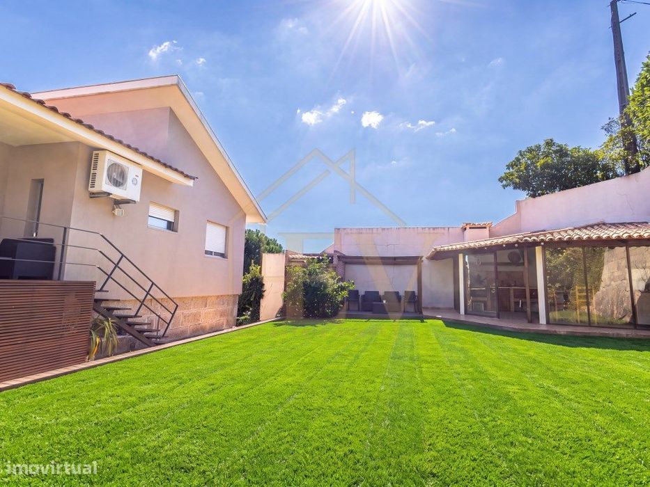 Moradia Individual T3 Renovada | Lordelo, Guimarães