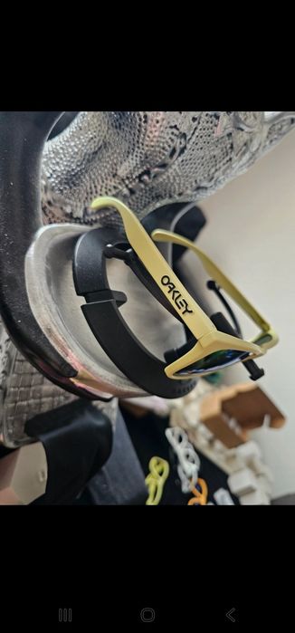 Frogskins Oakley Original.