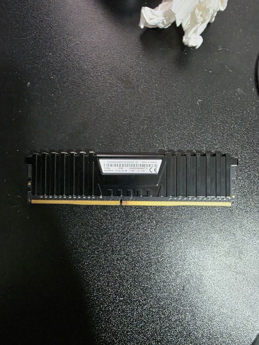 1x 8GB DDR4 3200MHz Vengeance LPX RAM
