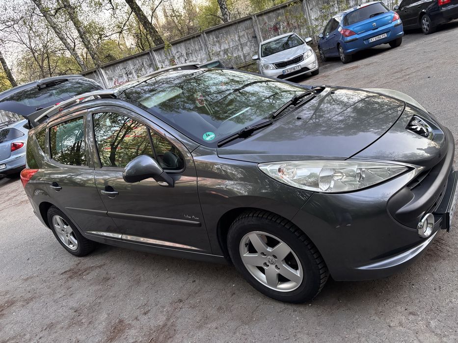 Пежо 207  св універсал
