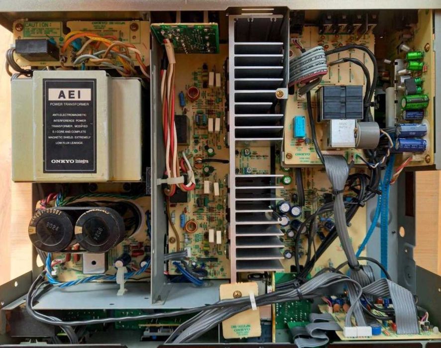 Усилитель Onkyo A 8780 + Onkyo DX6550