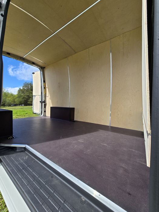 Zabudowy do busów Crafter w sklejkę zabudowa ocieplenie Listwy do moco