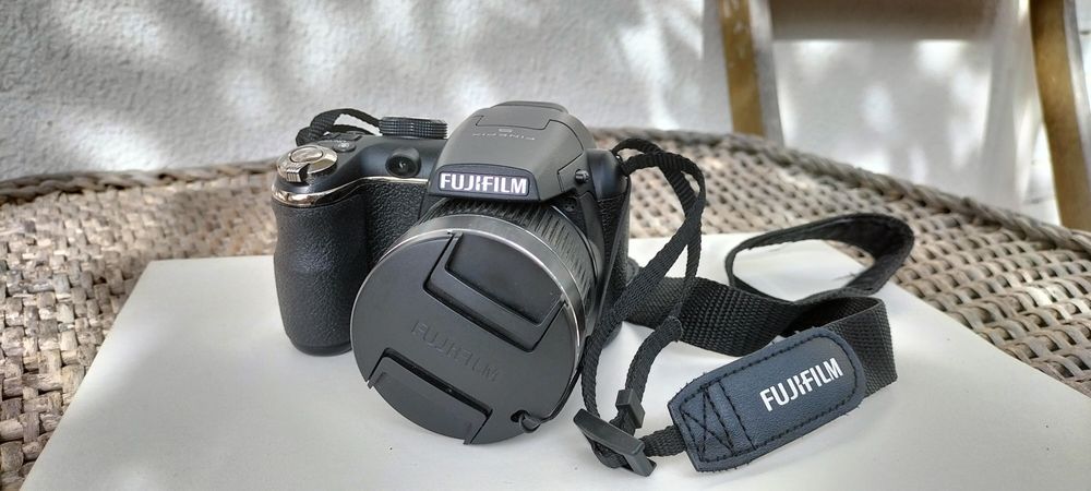 Fujifilm Finepix s4000 (para mais tarde recordar)
