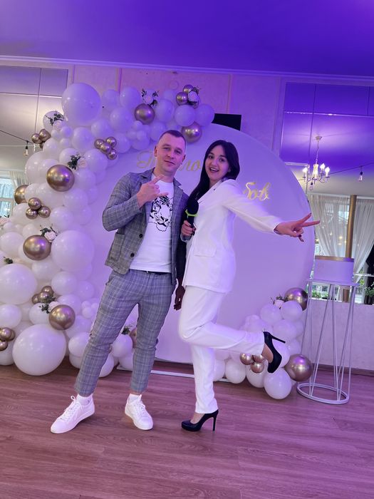 Ведуча музика dj на весілля свято корпоратив