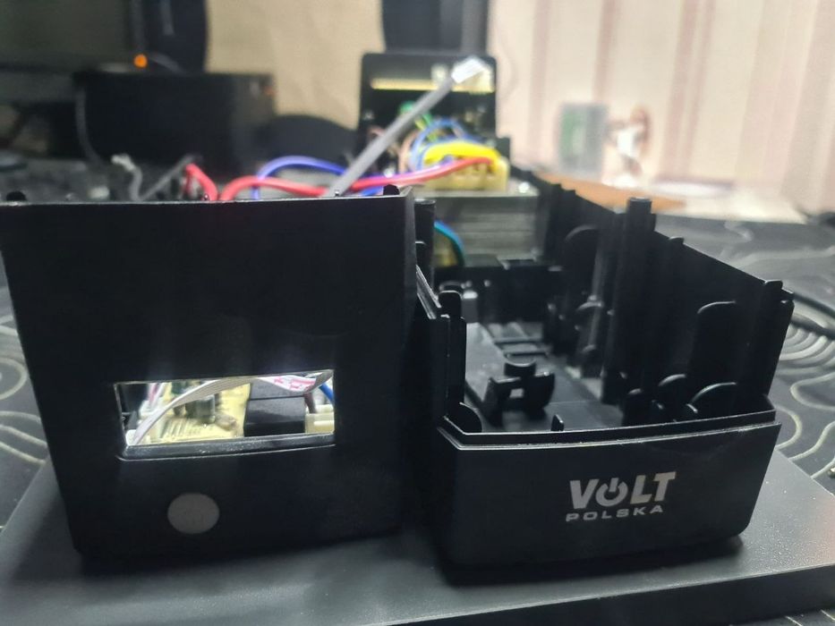 Volt Polska MICRO UPS 650 7Ah (360/650W) (під ремонт або на запчастини)