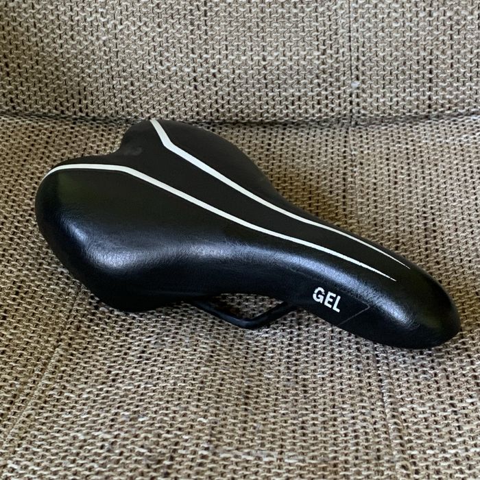 Siodełko rowerowe DDK Gel Żelowe