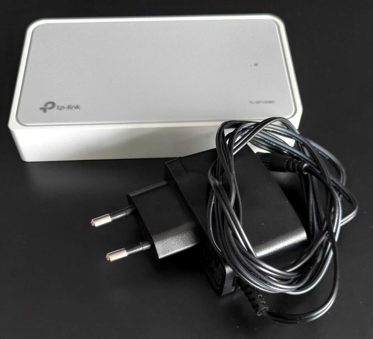 Switch TP-Link TL-SF1008D 8 Portas 10-100Mbps Desktop