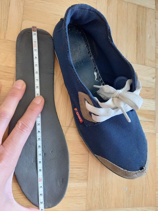 Tenisówki granatowe rozmiar 36.
