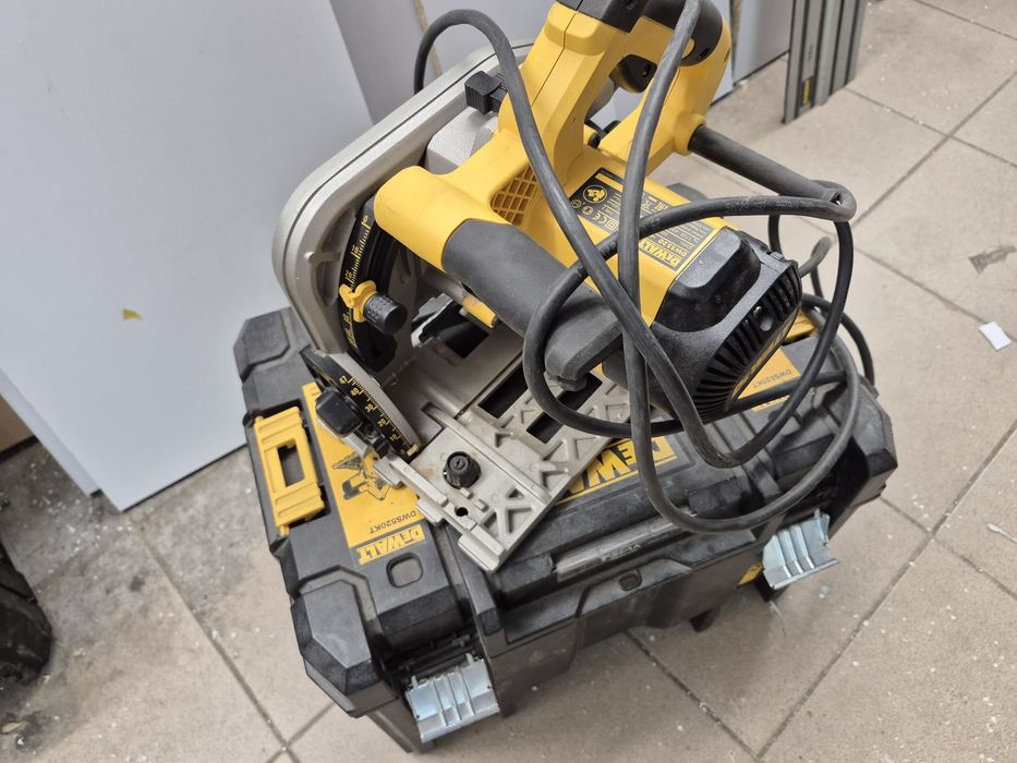 Zagłębiarka marki  DEWALT
