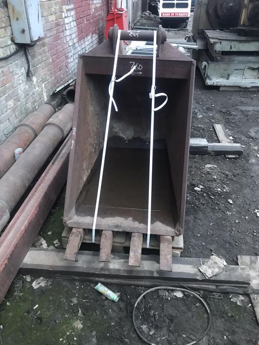 Ковш эксковаторный, рыхлитель