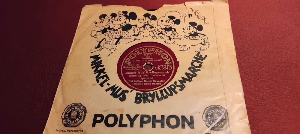 Przedwojenny miniaturowy gramofon + 8 płyt i etui z 40 igłami Polyphon