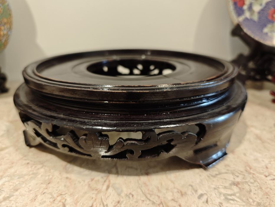 Taça/Pote Transversal em Cloisonné Vintage de Macau (31 cm diâmetro) com Base em Madeira Nobre