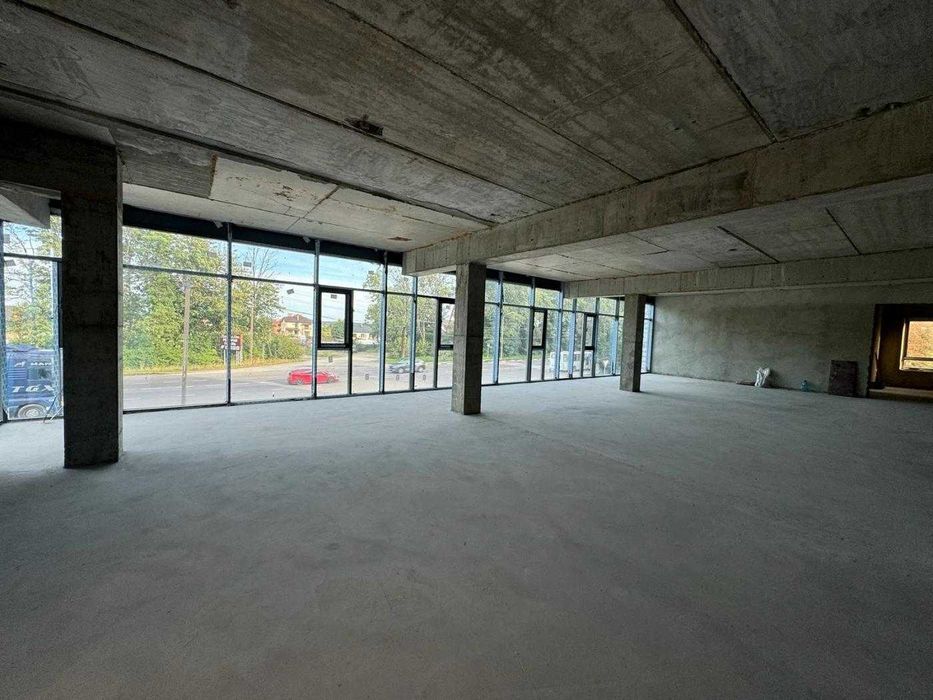 Продаж комерційного приміщення, траса Київ - Чоп, Стрий