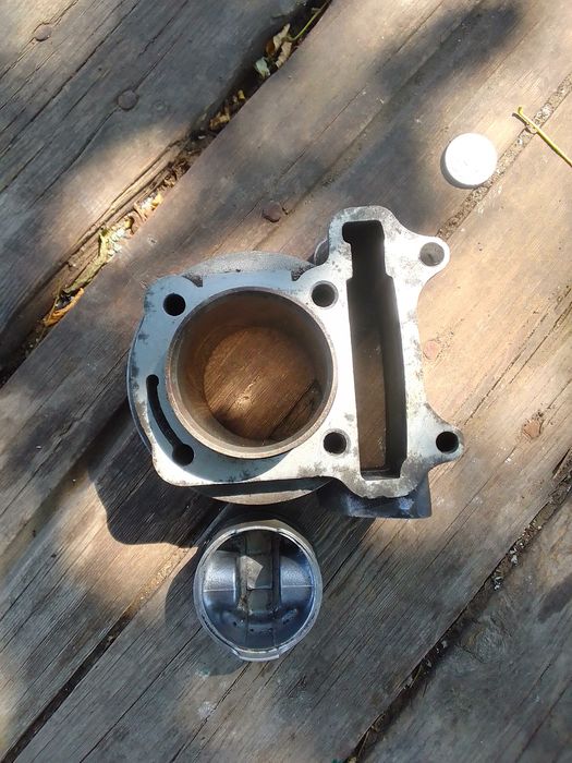 Поршнева 70 кубов на китайский скутер