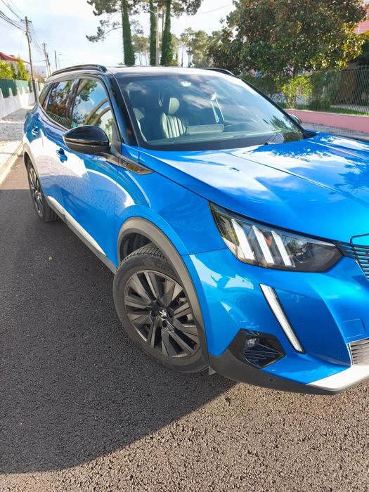 Peugeot e-2008 GT foto 3