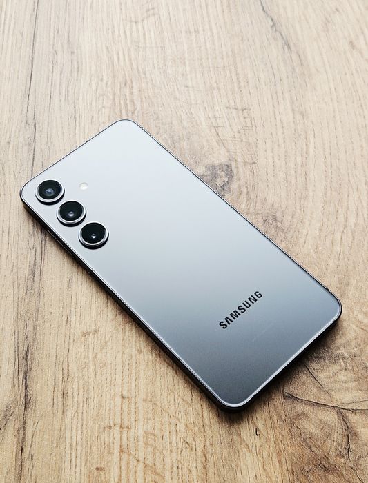 Samsung Galaxy S24 8/128GB Onyx Gray. Snapdragon. АКБ 96%