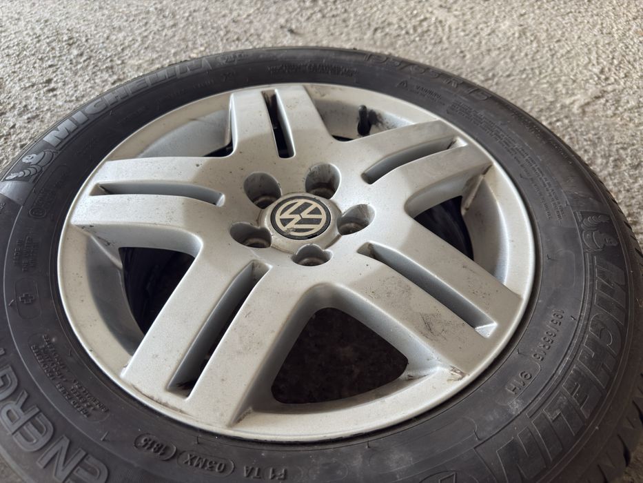 Felgi aluminiowe vw plus opony michelin energy safer