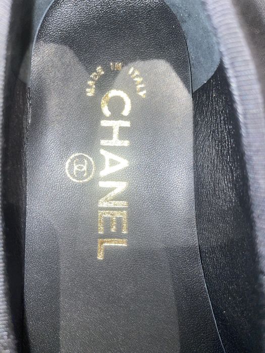 Chanel Sabrinas Ballet Flats em Pele Preto e Branco