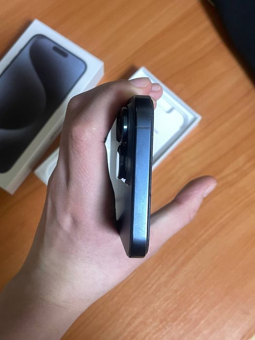 продам iPhone 15 pro max