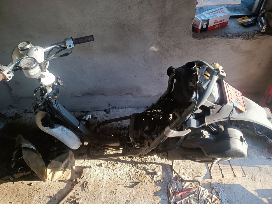 запчасть на Suzuki inch up Sport(пластик б у)sepia zz address v 100