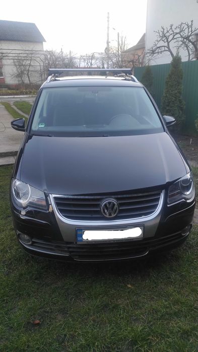 Volkswagen Touran 2010 1.4 бензин