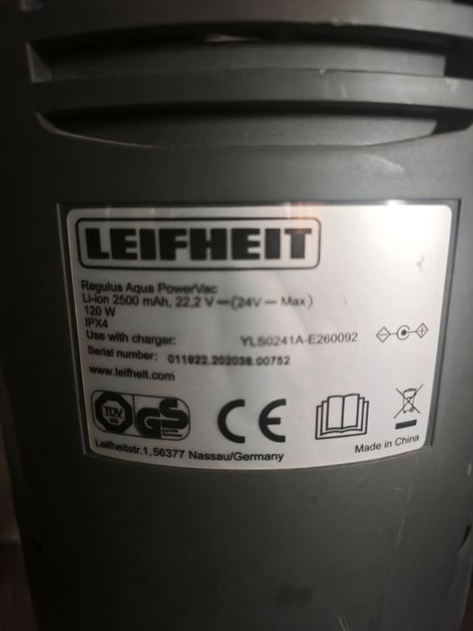 Беспроводной моющий пылесос Leifheit Regulus Aqua PowerVac (24V)