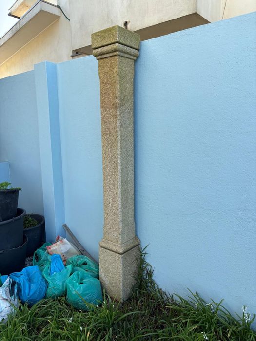 Pilares de Granito Amarelo de  Vila Real