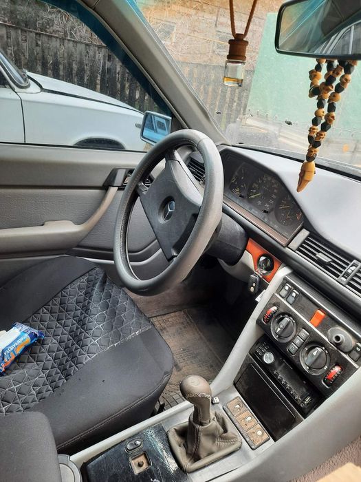 Продам автомобиль Мерседес