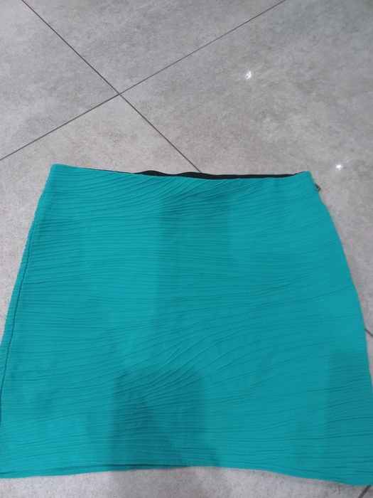 Mini spódniczka Bershka L