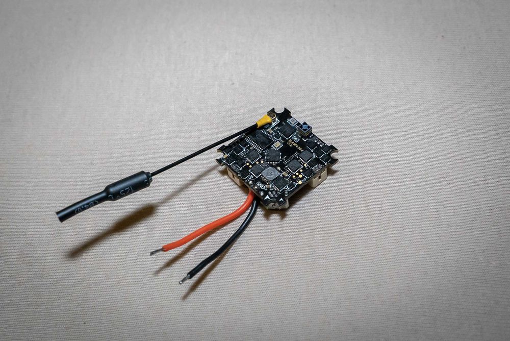 Kontroler lotu Happymodel F4 2G4 ELRS- AIO 5in1