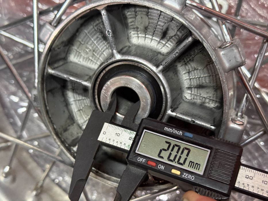 Колеса KTM Supermoto Akront 17” 3.50 / 4.25 комплект диски SM SMC Duke LC4 620 640. Husqvarna