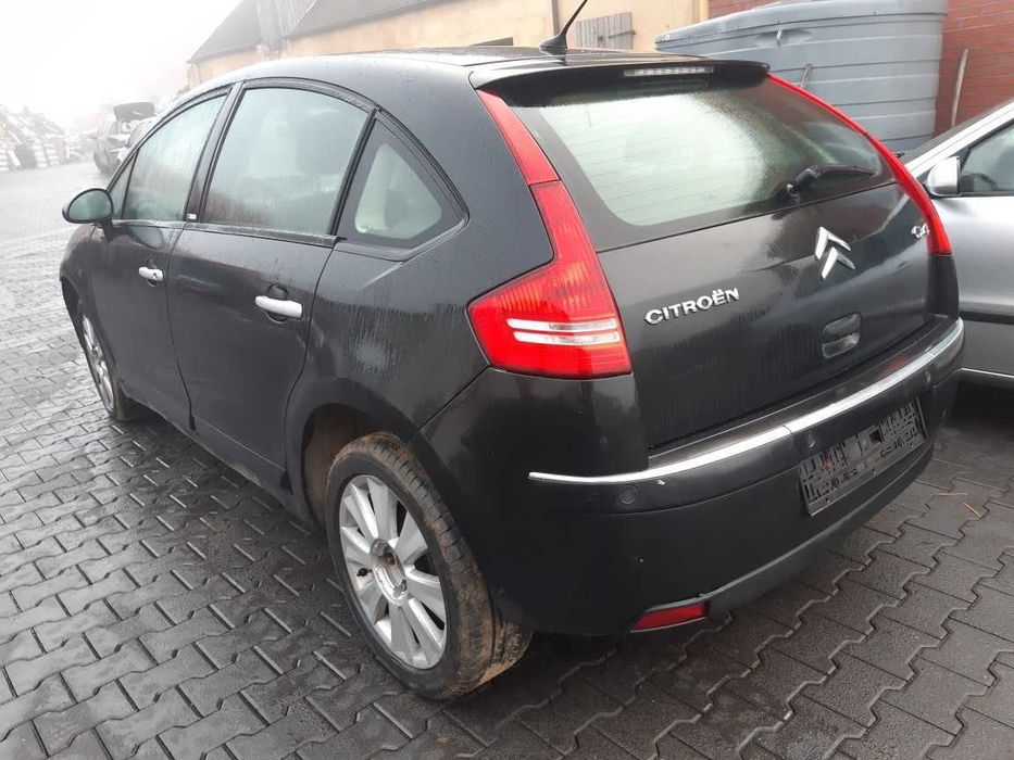 Citroen C4   Lampy błotniki  klapa drzwi Kod lakieru EXL