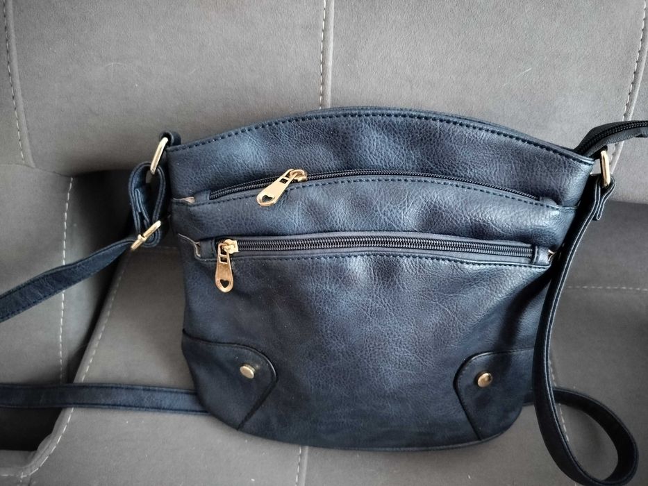 Torebka damska fajna listonoszka pojemna granat praktyczne kieszenie