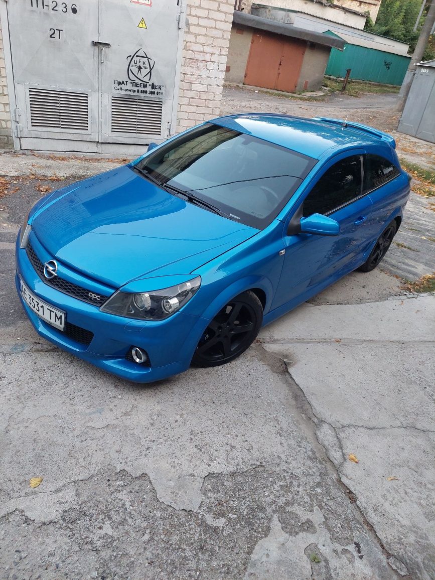 Silver Lightning Opel Astra h