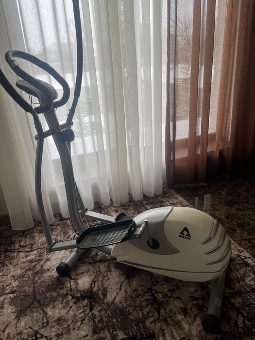 Продам орбітрек.