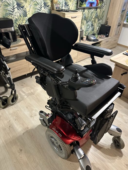 Wózek inwalidzki elektryczny Quickie Jive M transport