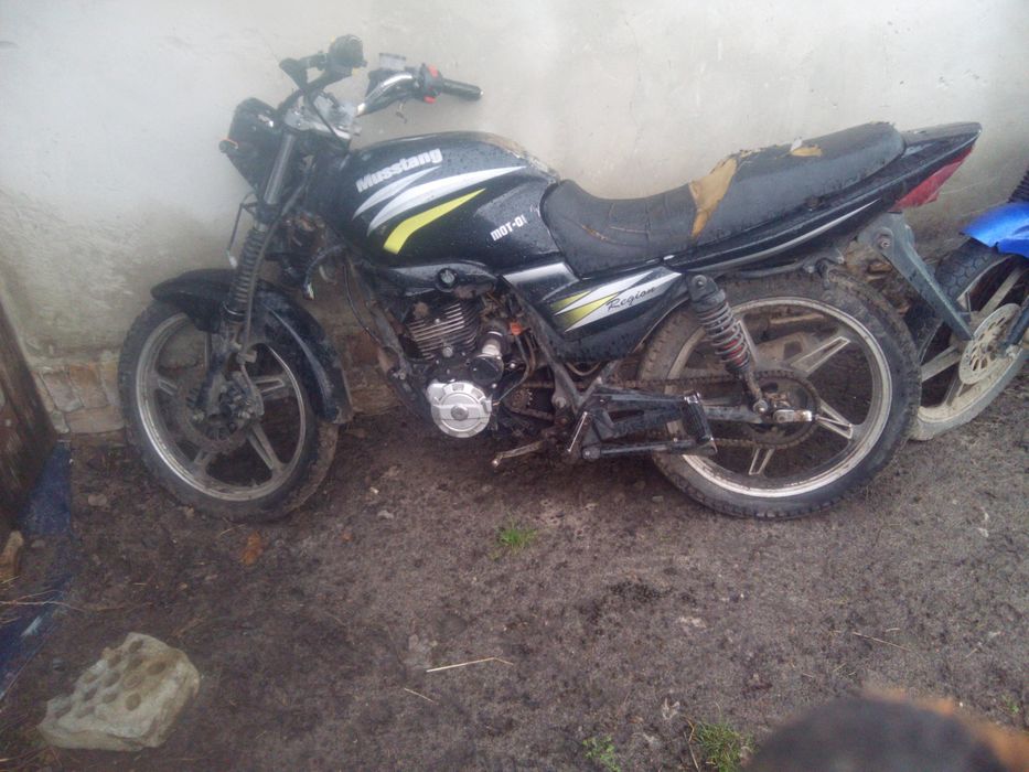 Продам мотоцикл мустанг