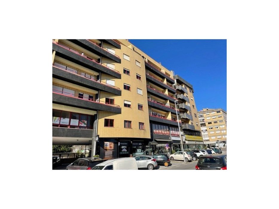 Apartamento T3 centro de Vila Nova de Famalicão — Antas E Abade De Vermoim, Braga