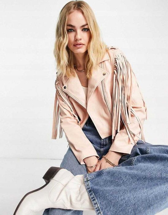 Трендова рожева мотокуртка косуха з бахромою - маст хев цього сезону S