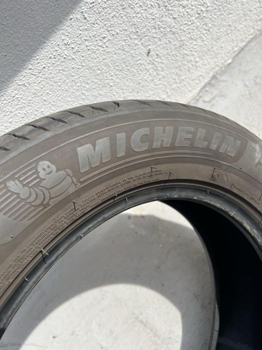 215/60/17 Mishelin 2 pneus