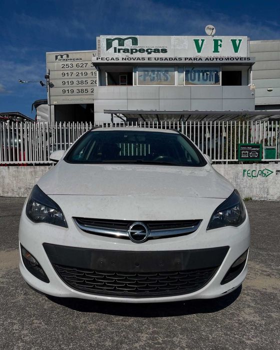 Opel Astra J 2015 para peças!
