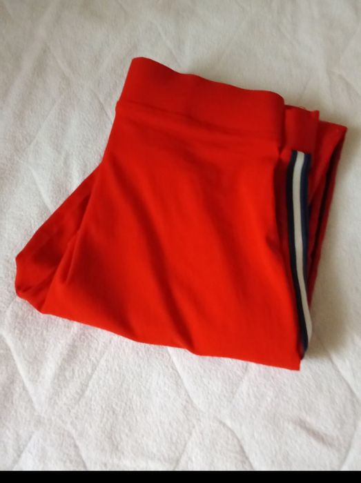 Спортивні штани для дівчинки.