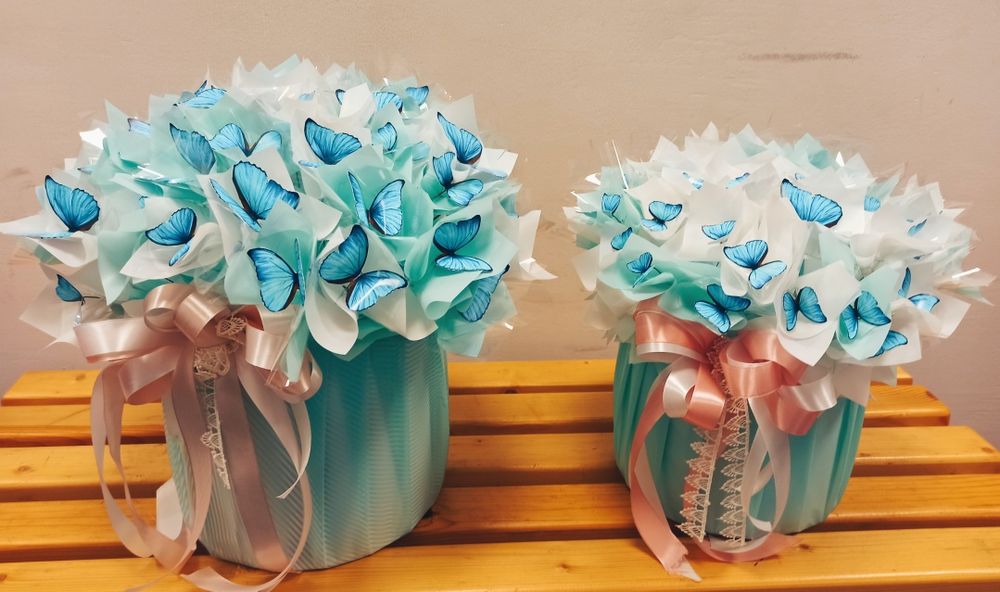 Букет з 55 метеликів з підсвіткою. Букет из бабочек с подсветкой.