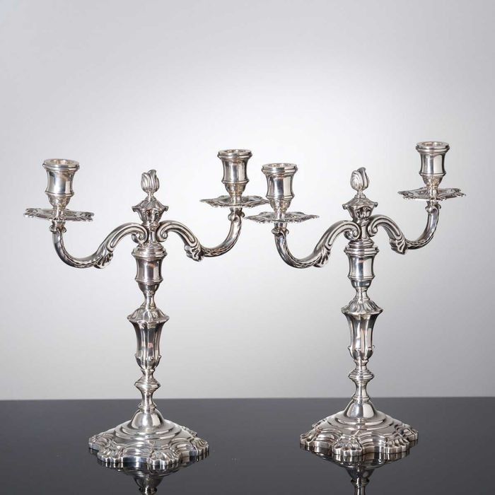 Par de Candelabro de Serpentina em Prata Portuguesa