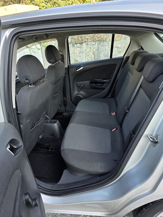 Opel Corsa — fotografia 9