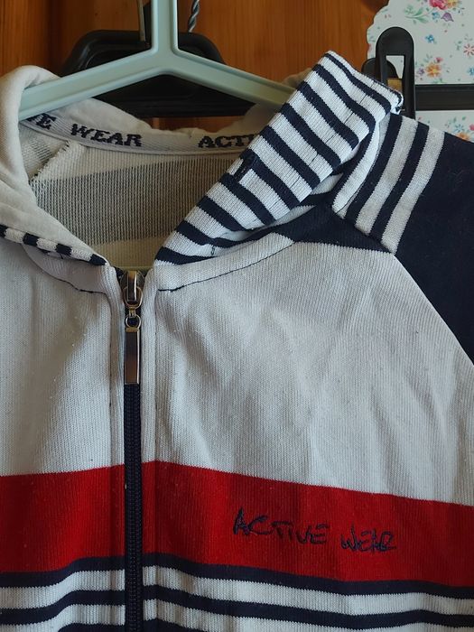 Bluza z kapturem dresowa dziecięca wiek 12/15lat firma Active