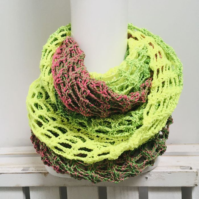 Ażurowy szal komin naszyjnik handmade neon fluo