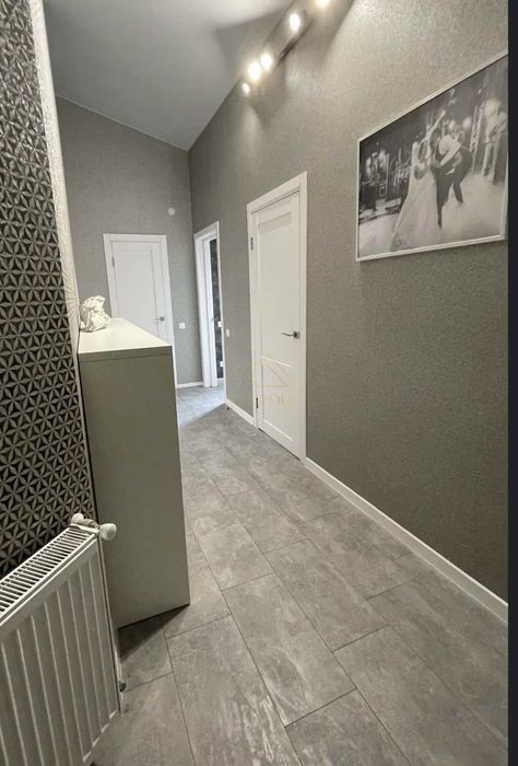 Продається простора 3кім квартира в центрі міста,вул.Бельведерська!