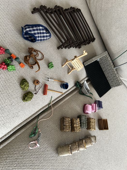 Figurki koni schleisch